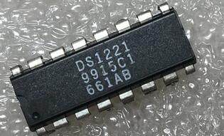 DS1221